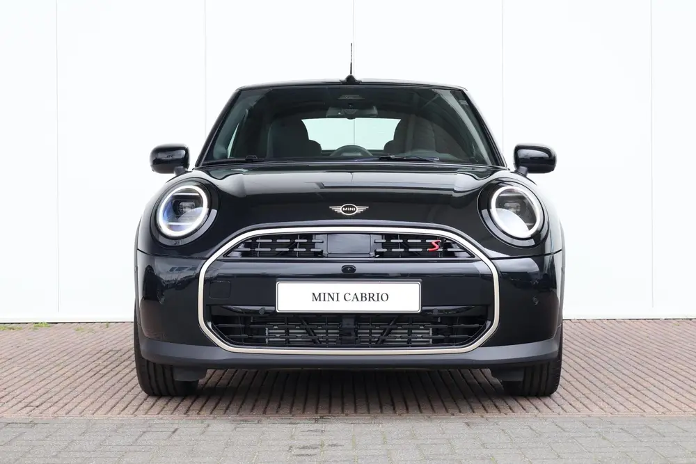 Mini Cabrio 2.0 Cooper S Favoured XL uit 2026, foto 2