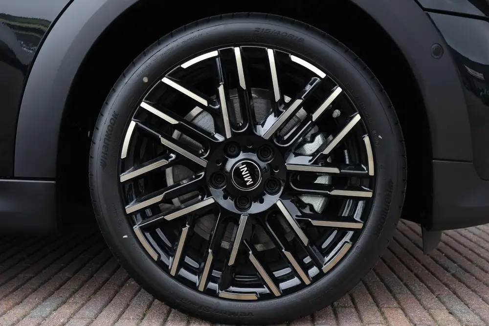 Mini Cabrio 2.0 Cooper S Favoured XL uit 2026, foto 8