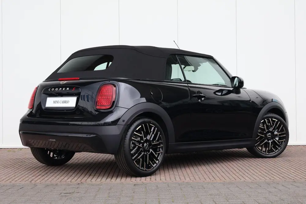 Mini Cabrio 2.0 Cooper S Favoured XL uit 2026, foto 9