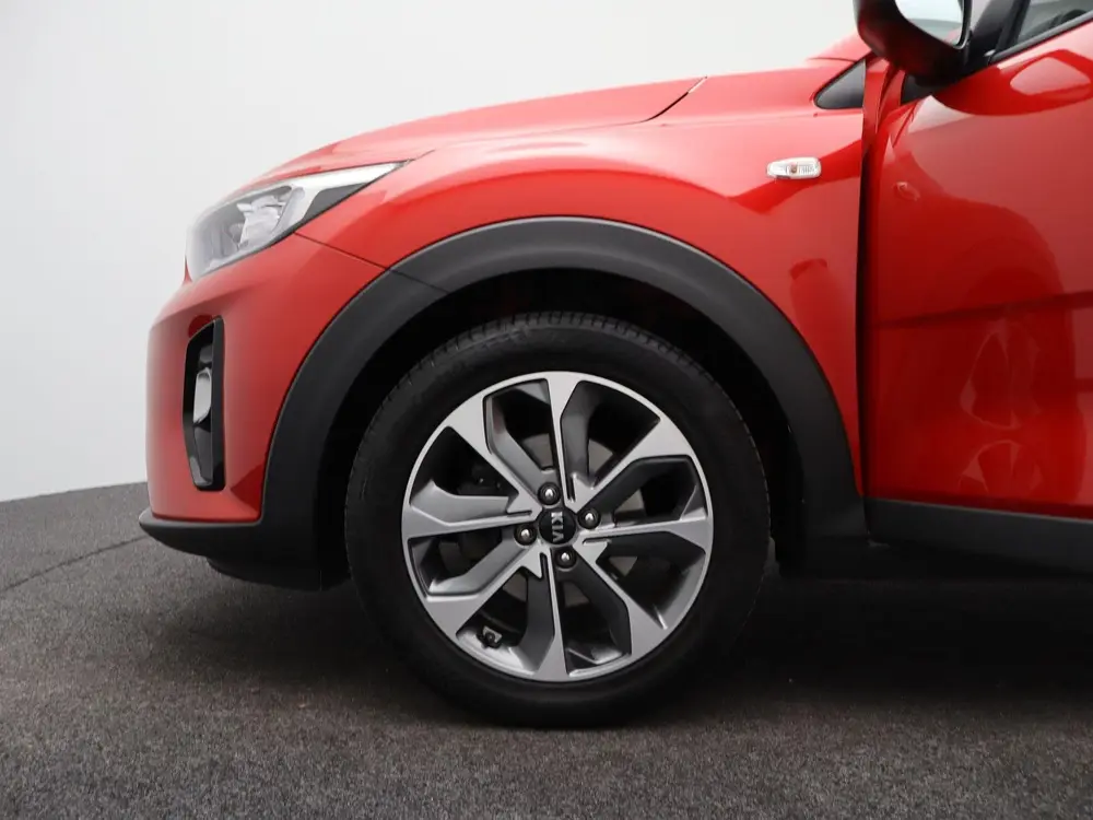 Kia Stonic 1.0 T-GDi ComfortPlusLine Navigator | Parkeercame uit 2019, foto 17