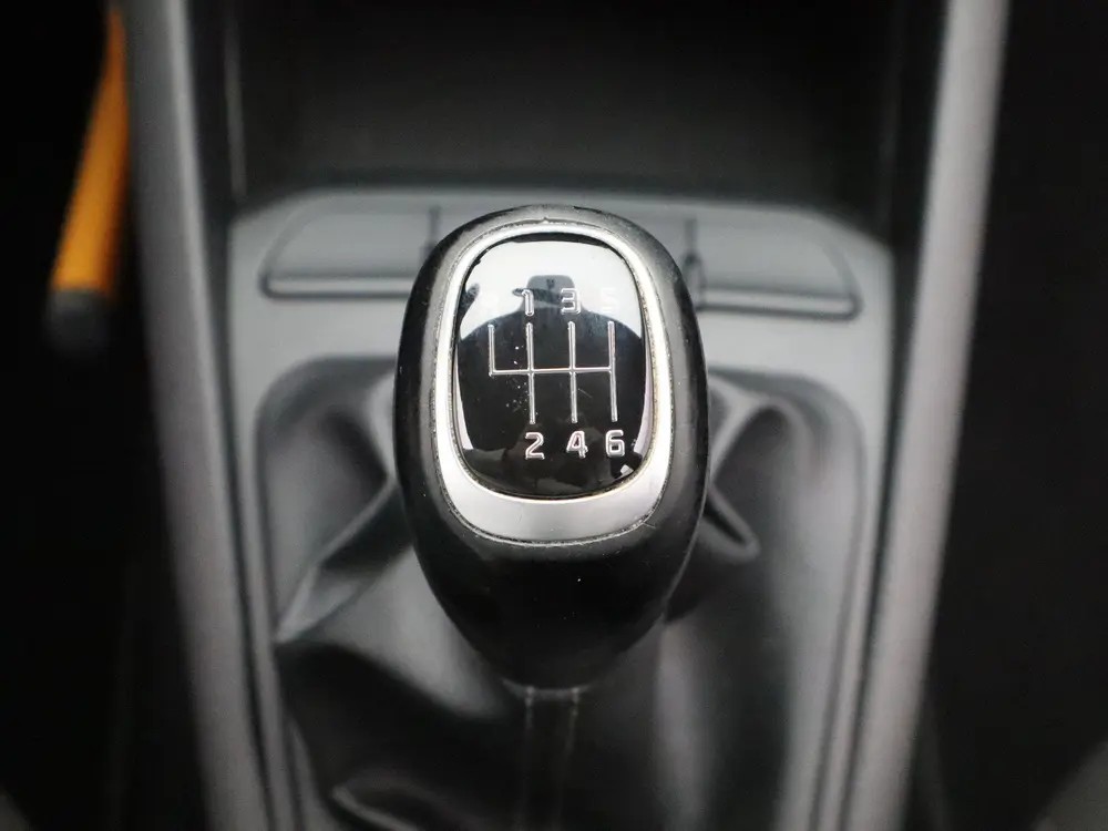 Kia Stonic 1.0 T-GDi ComfortPlusLine Navigator | Parkeercame uit 2019, foto 19