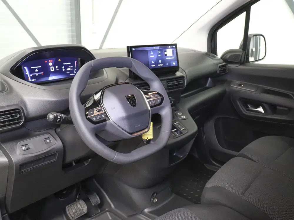Peugeot Partner 1.5 BlueHDi 130PK L2 Automaat Airco Navi C uit 2024, foto 2