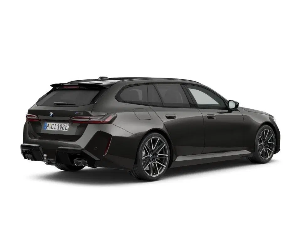 BMW M5 Touring uit 2026, foto 2