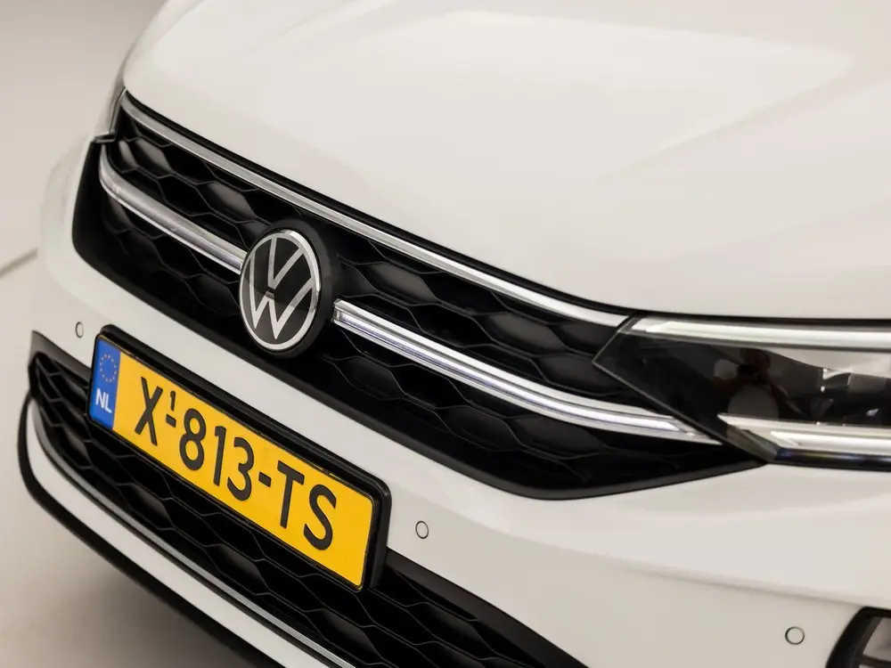 Volkswagen Taigo 1.0 TSI Sport Automaat (PANORAMADAK, APPLE uit 2023, foto 17