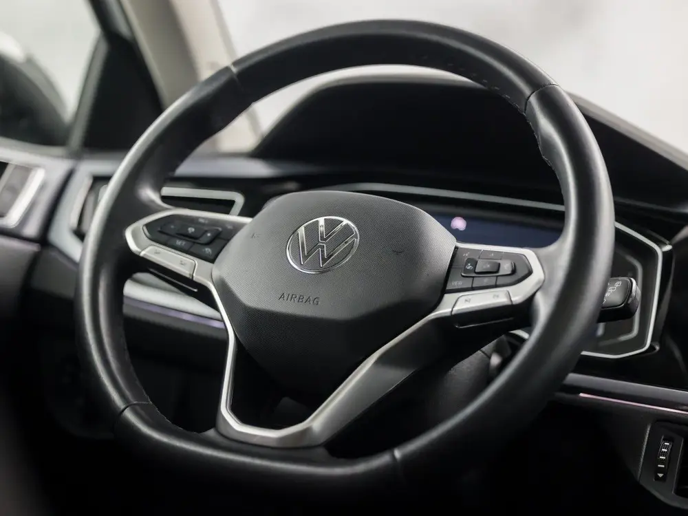 Volkswagen Taigo 1.0 TSI Sport Automaat (PANORAMADAK, APPLE uit 2023, foto 20