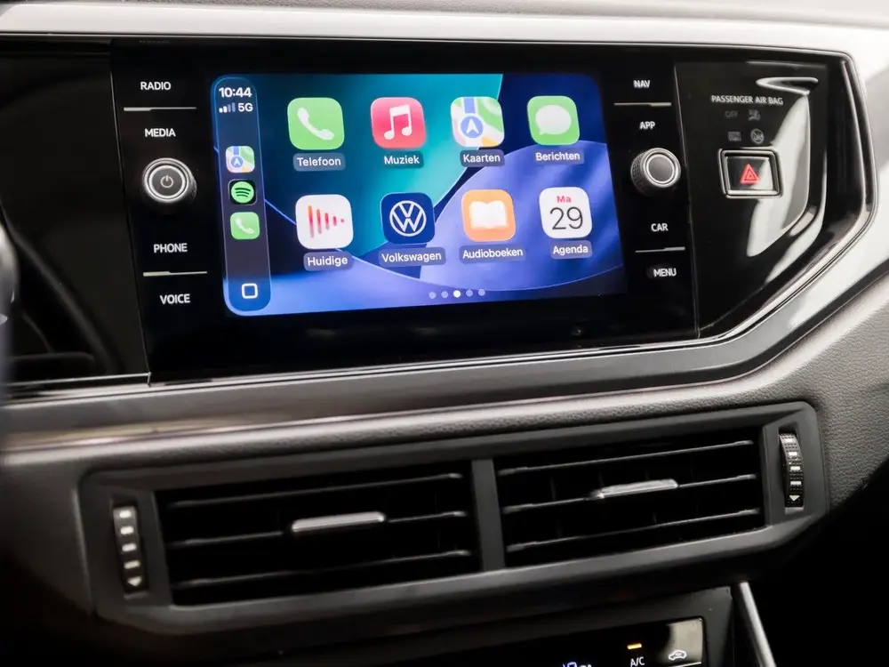 Volkswagen Taigo 1.0 TSI Sport Automaat (PANORAMADAK, APPLE uit 2023, foto 9