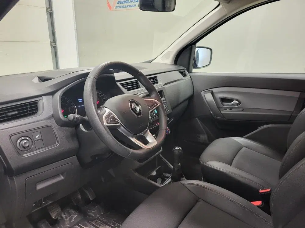 Renault Express 1.5dCi 96pk Airco Trekhaak Euro 6 uit 2021, foto 4