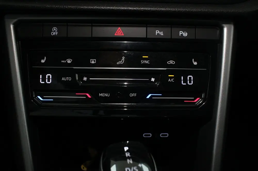 Volkswagen T-Roc 1.5 TSI Life Automaat | Airco | Adaptieve c uit 2022, foto 12