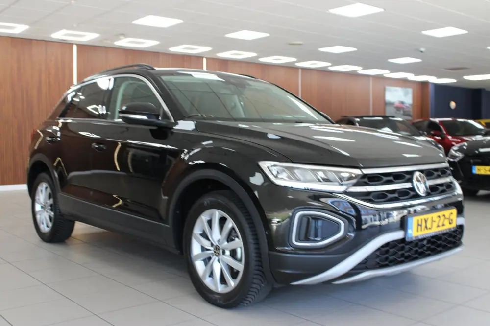 Volkswagen T-Roc 1.5 TSI Life Automaat | Airco | Adaptieve c uit 2022, foto 8
