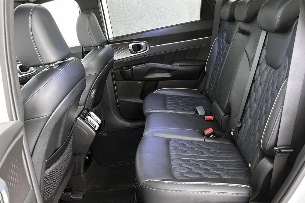 Kia Sorento 1.6 T-GDI Plug-in Hybrid 4WD ExecutiveLine uit 2022, foto 10