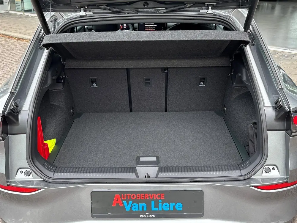 Volkswagen T-Roc 1.5 eTSI 150pk DSG-7 R-Line Edition|NW mode uit 2026, foto 7