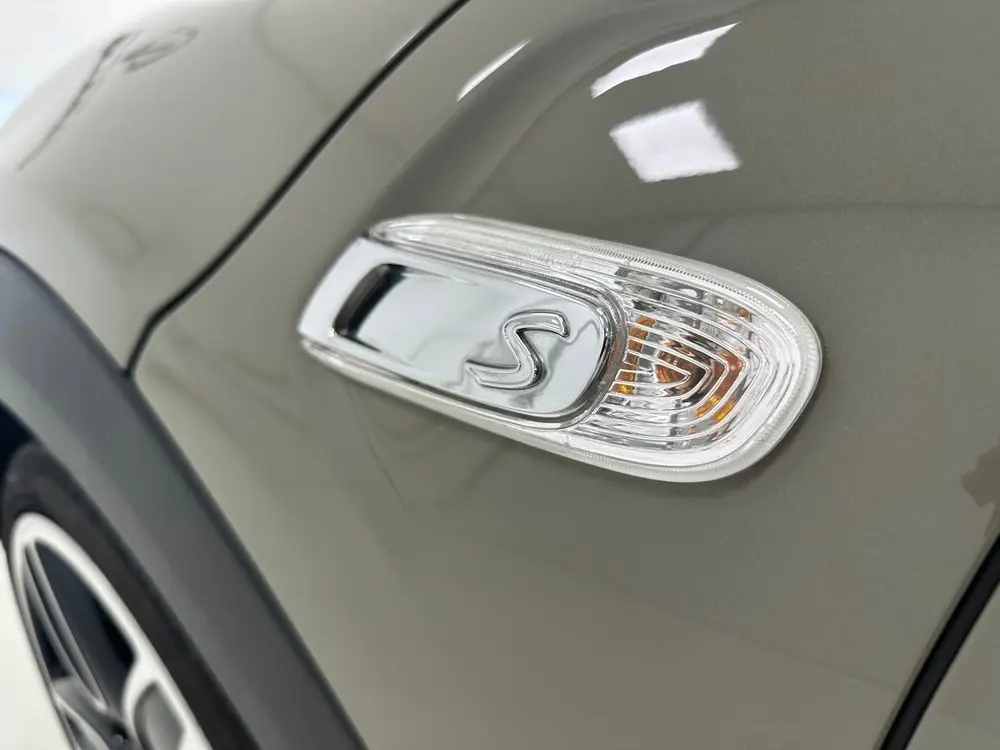 Mini Cooper S 2.0 Cooper s JCW uit 2019, foto 10