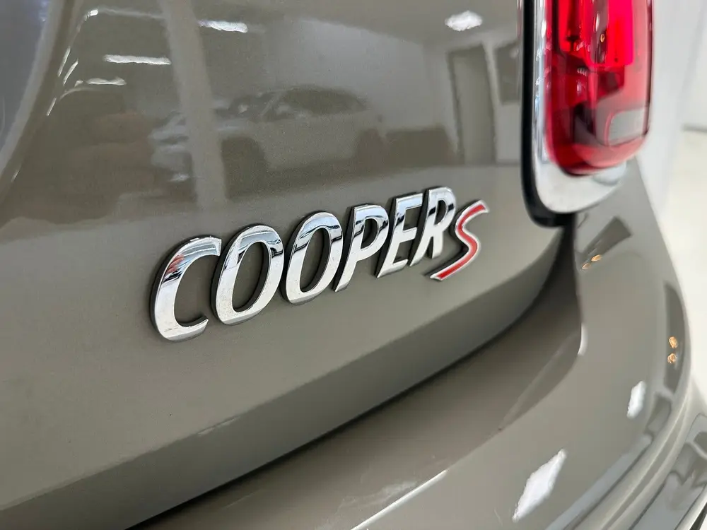Mini Cooper S 2.0 Cooper s JCW uit 2019, foto 12