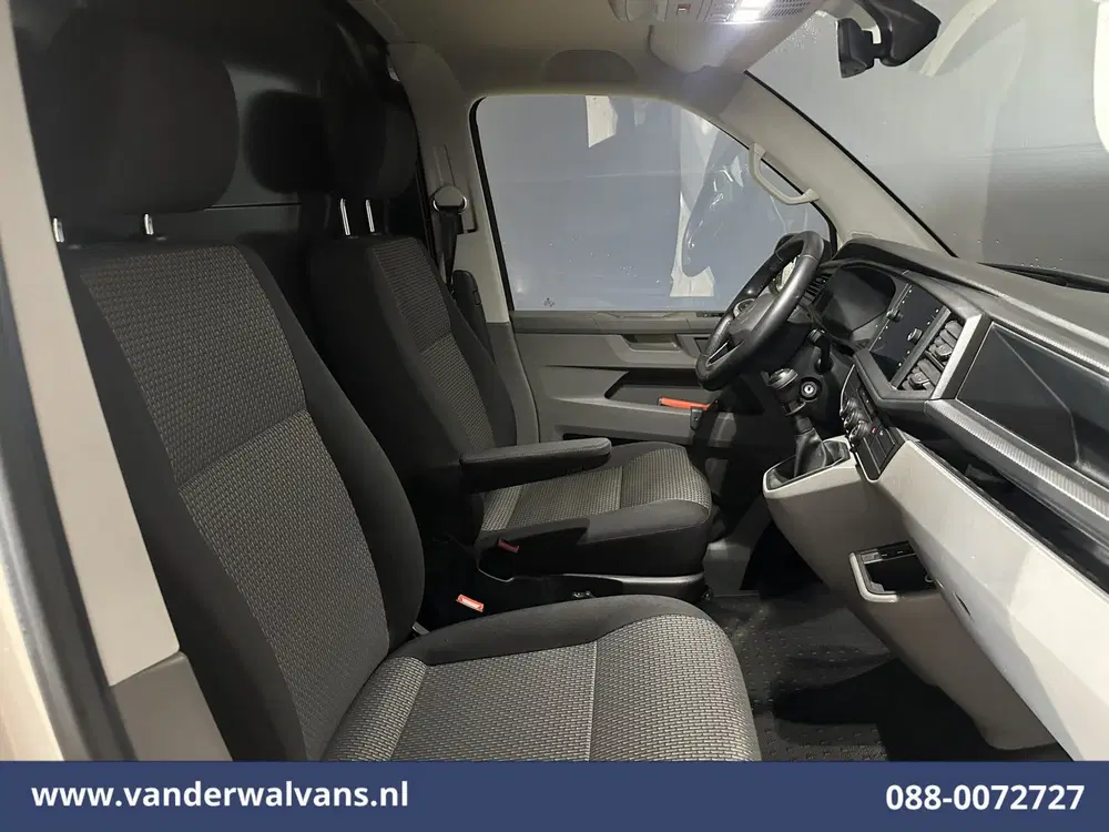 Volkswagen Transporter 2.0 TDI L2H1 Euro6 Airco uit 2023, foto 9