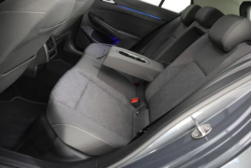 Volkswagen Golf 1.0 eTSI Dsg LIFE Plus FULL LED | CAMERA | A uit 2023, foto 11