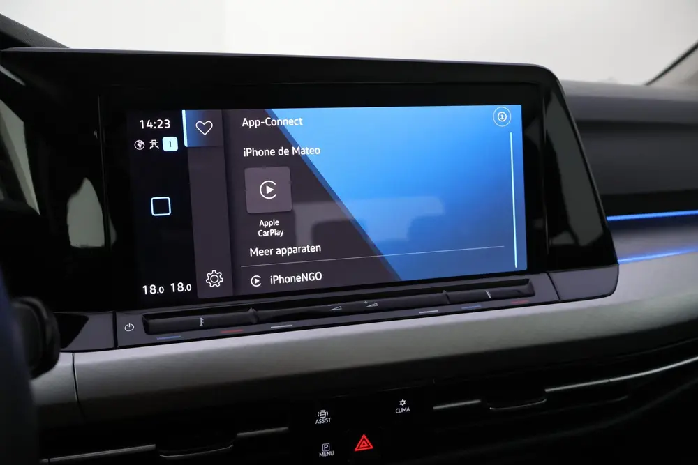 Volkswagen Golf 1.0 eTSI Dsg LIFE Plus FULL LED | CAMERA | A uit 2023, foto 16
