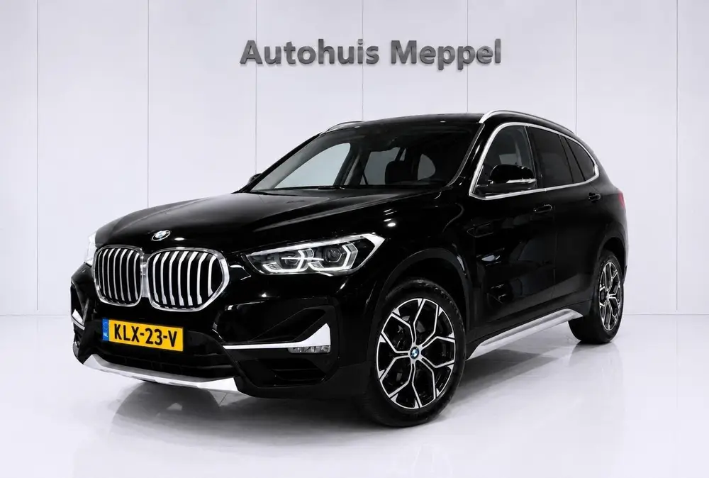 BMW X1 X-Line*LED*PDC*Navi*HiFi*Sportstoelen uit 2020