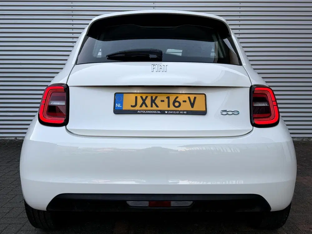 Fiat 500 24 kWh Navi Camera Carplay Led Cruise SOH uit 2023, foto 13
