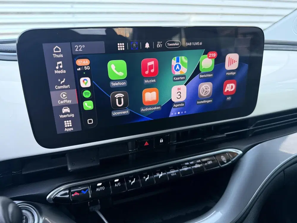 Fiat 500 24 kWh Navi Camera Carplay Led Cruise SOH uit 2023, foto 8
