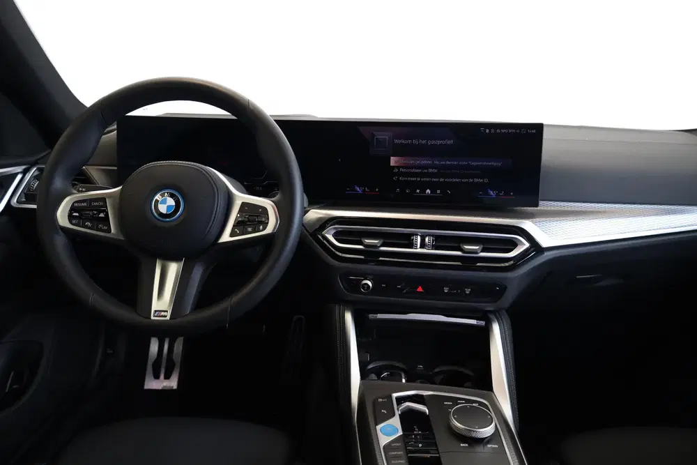 BMW i4 Gran Coupé eDrive40 uit 2024, foto 12