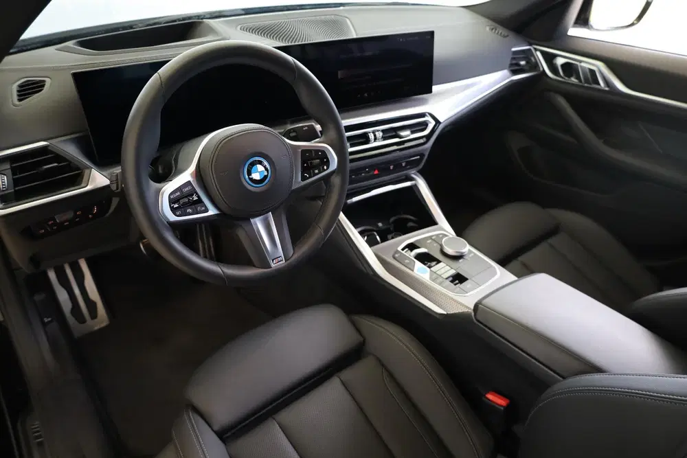 BMW i4 Gran Coupé eDrive40 uit 2024, foto 9