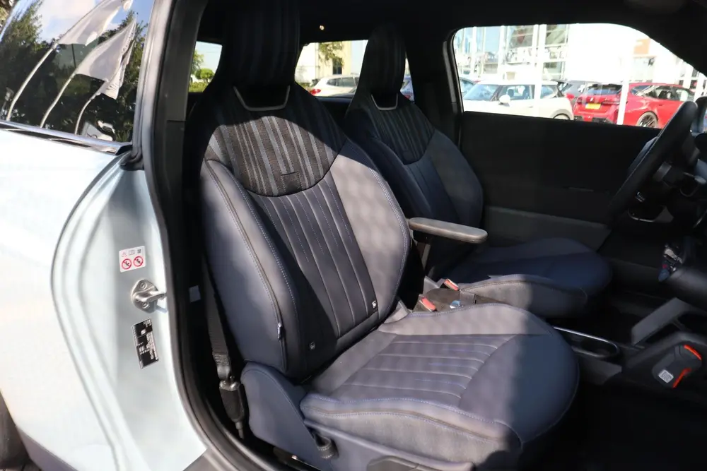 Mini Cooper Paul Smith Edition Pakket M uit 2026, foto 5