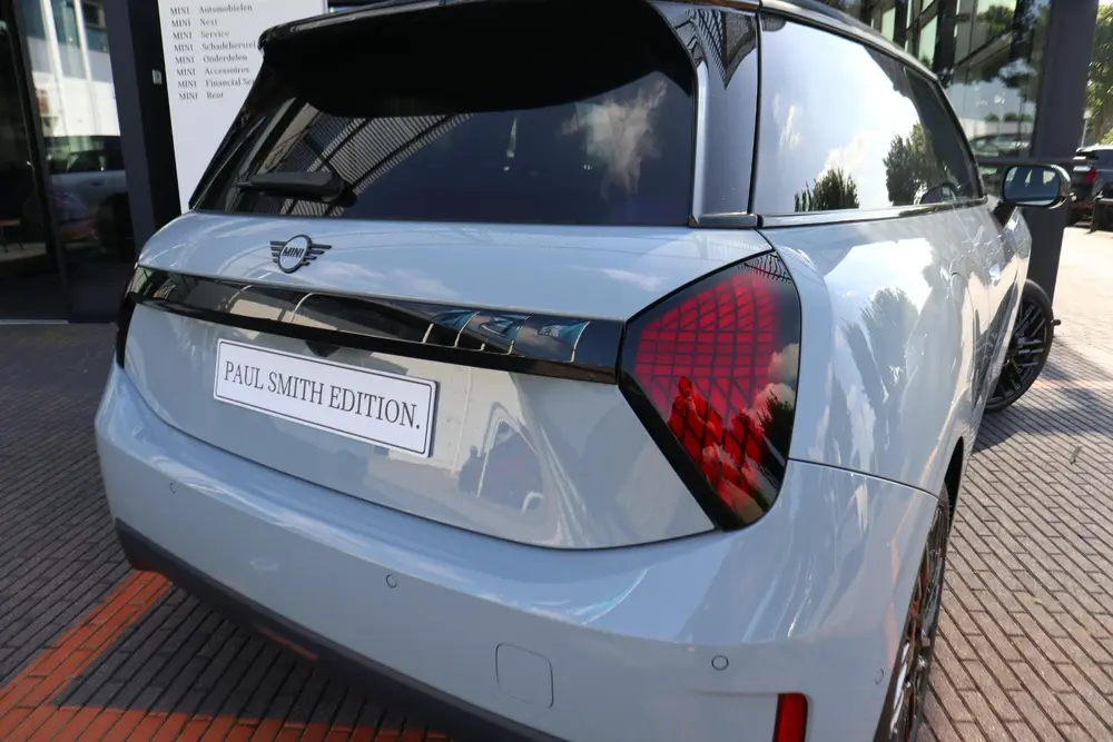 Mini Cooper Paul Smith Edition Pakket M uit 2026, foto 7