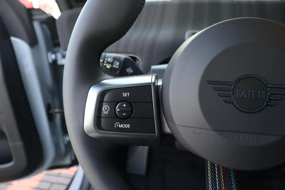 Mini Cooper Paul Smith Edition Pakket M uit 2026, foto 8