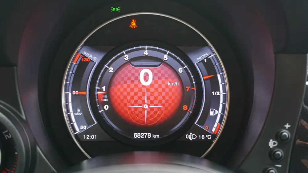 Abarth 595 1.4 T-Jet 165pk Monster Energy Yamaha *Gelimiteer uit 2021, foto 19