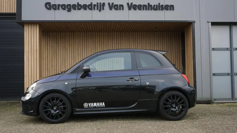 Abarth 595 1.4 T-Jet 165pk Monster Energy Yamaha *Gelimiteer uit 2021, foto 2