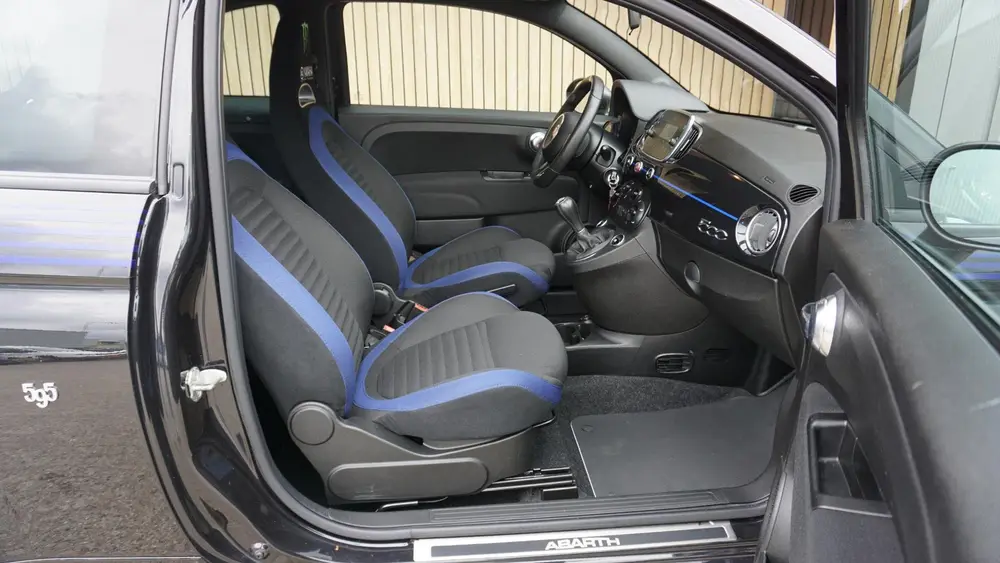 Abarth 595 1.4 T-Jet 165pk Monster Energy Yamaha *Gelimiteer uit 2021, foto 9