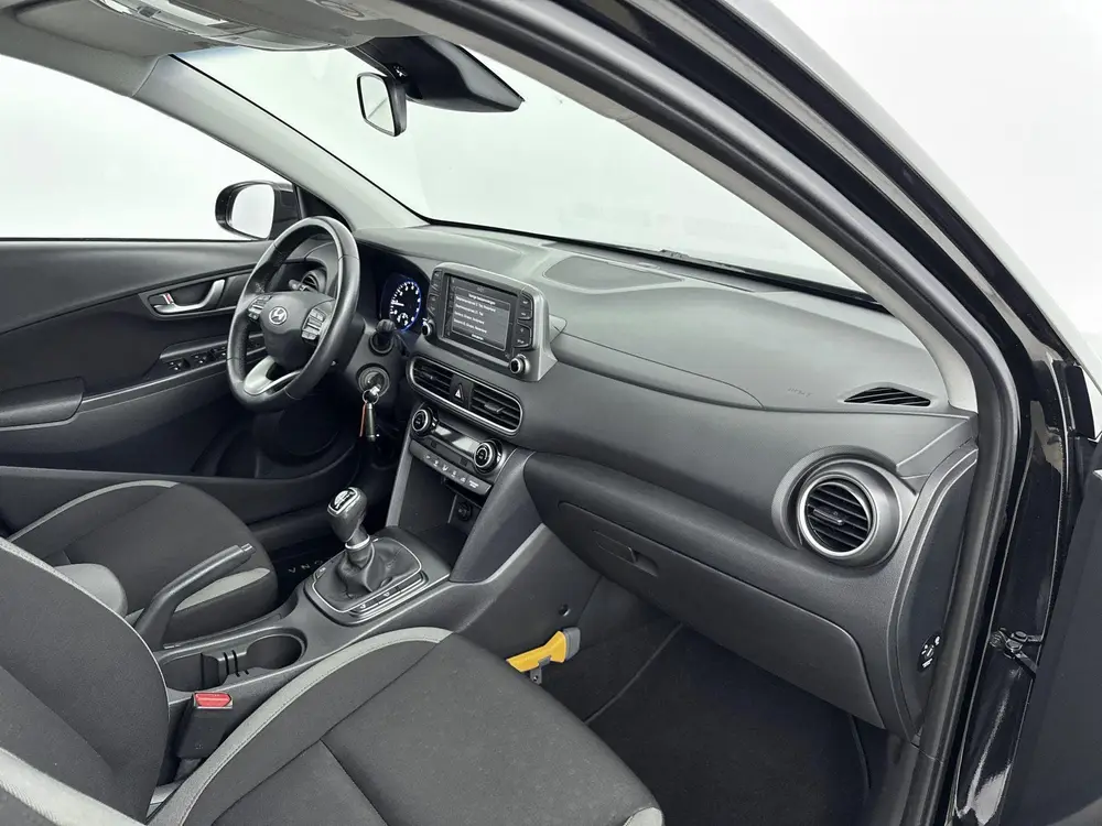 Hyundai Kona 1.0 T-GDI Comfort 120PK | Trekhaak | Navigatie uit 2019, foto 18