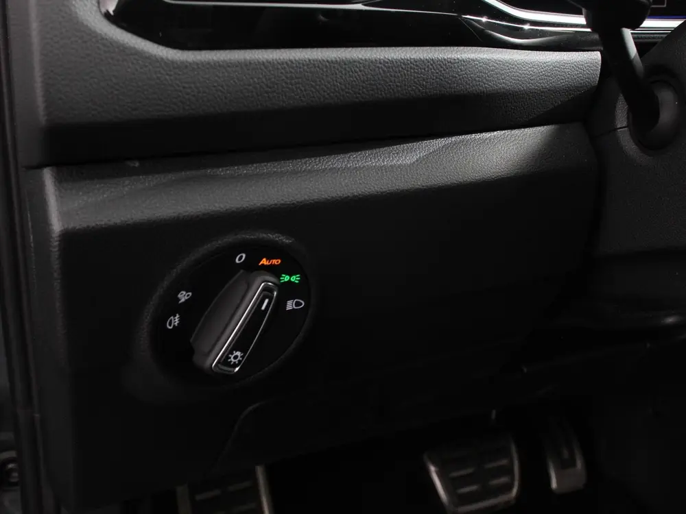 Volkswagen T-Roc 1.5 eTsi R-Line Edition Automaat Camera Nav uit 2025, foto 20
