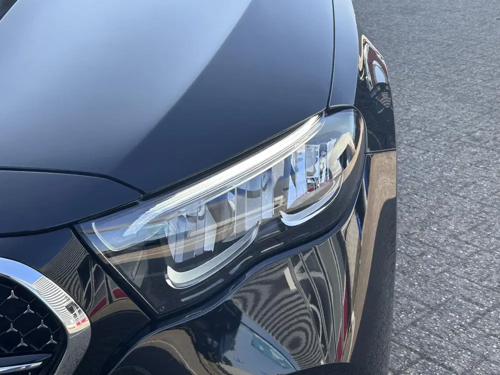 Mercedes-Benz E-Klasse 300 e AMG Line uit 2025, foto 15
