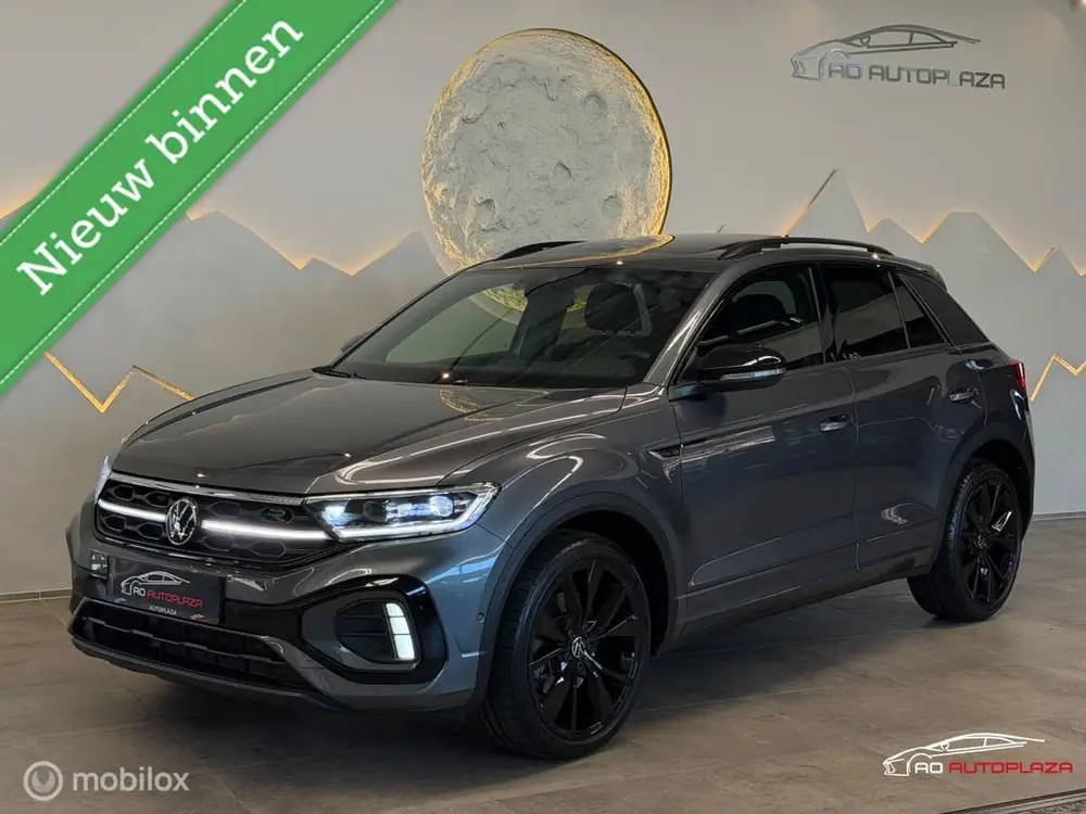 Volkswagen T-Roc 1.5 TSI 3x R-Line Panorama/Black Style/Keyl uit 2022
