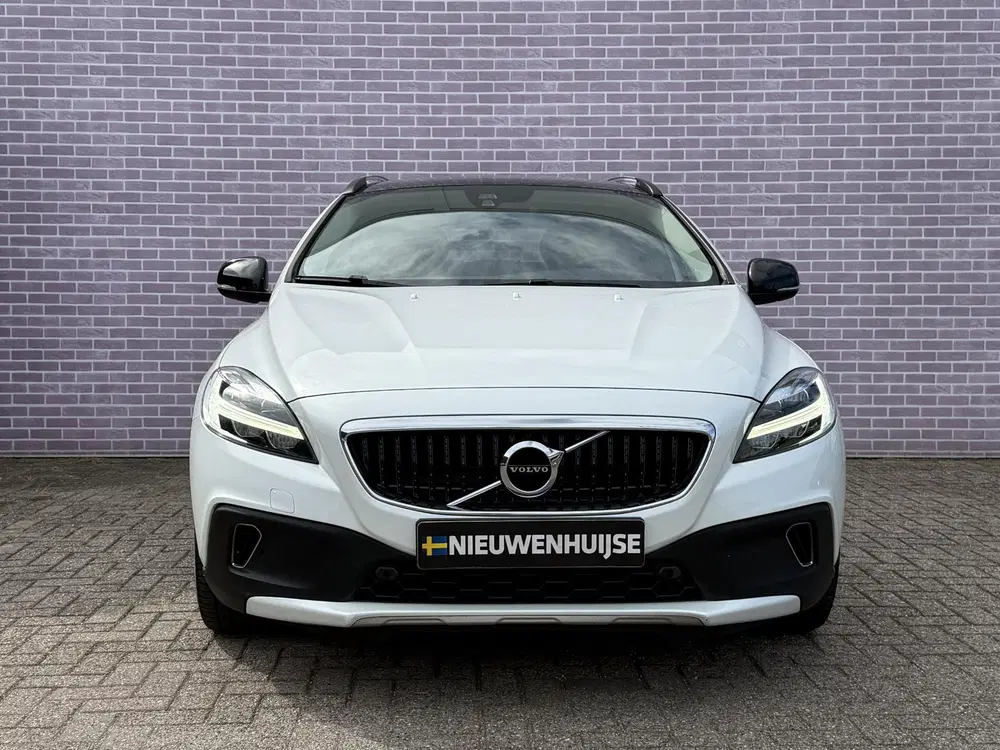 Volvo V40 Cross Country 1.5 T3 Polar+ Luxury uit 2019, foto 14