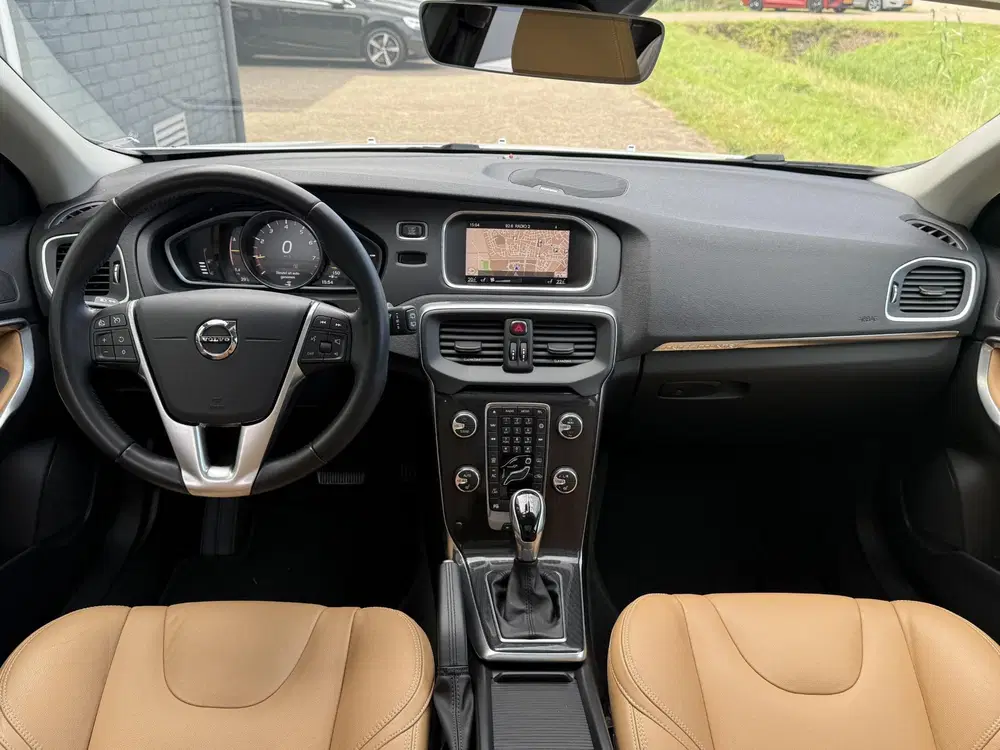 Volvo V40 Cross Country 1.5 T3 Polar+ Luxury uit 2019, foto 4