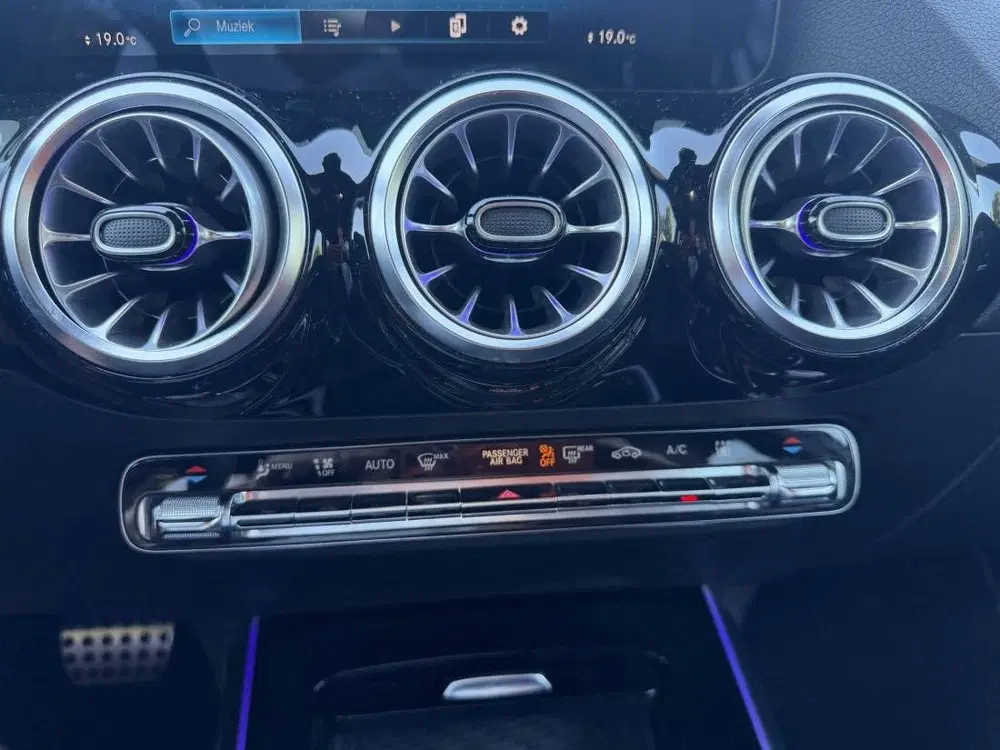 Mercedes-Benz EQA 250 Business Solution Luxury 67 kWh uit 2021, foto 11
