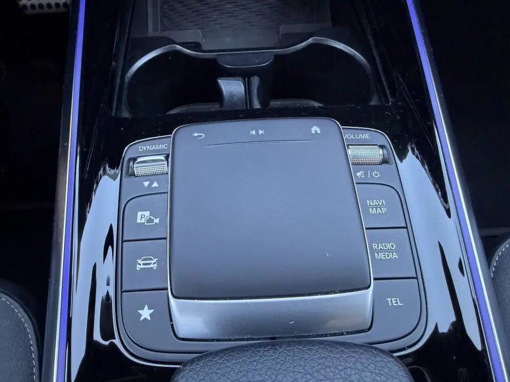 Mercedes-Benz EQA 250 Business Solution Luxury 67 kWh uit 2021, foto 12