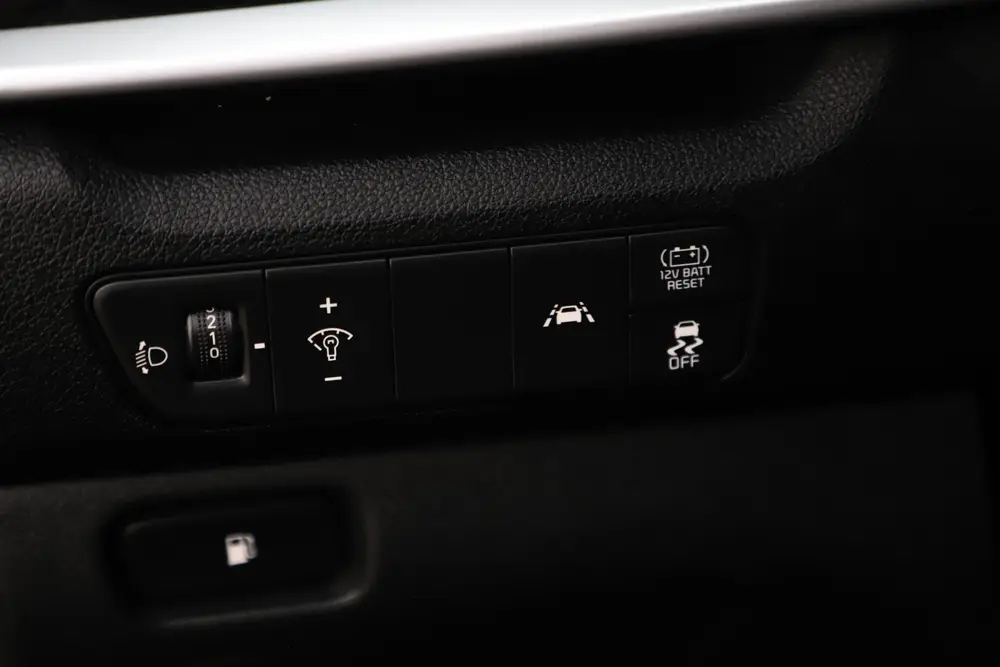 Kia Niro 1.6 GDi Hybrid DynamicLine Half Leder Navi uit 2019, foto 12
