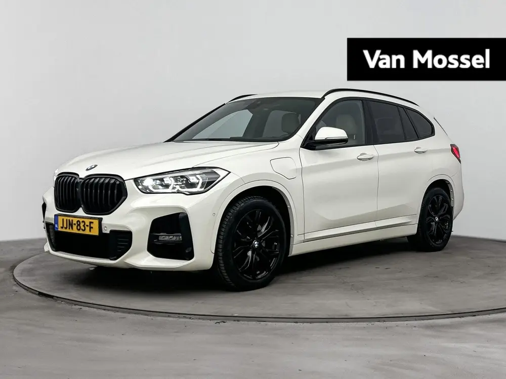 BMW X1 xDrive25e eDrive Edition 221PK uit 2021