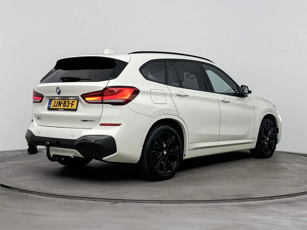 BMW X1 xDrive25e eDrive Edition 221PK uit 2021, foto 4