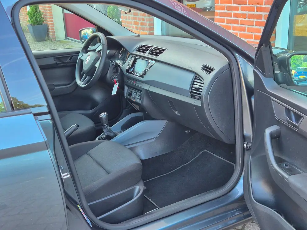 Skoda Fabia 1.0 Active 75PK 5drs airco uit 2019, foto 9