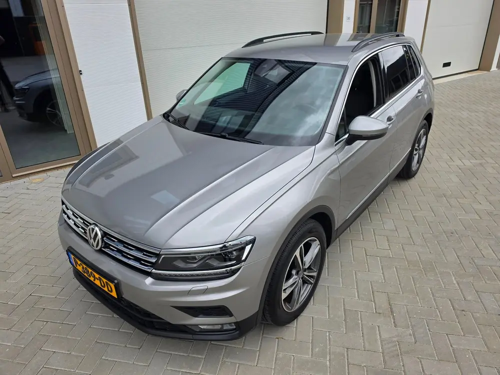Volkswagen Tiguan 1.5 TSI Comfortline Business uit 2020, foto 11