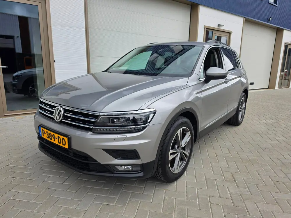 Volkswagen Tiguan 1.5 TSI Comfortline Business uit 2020, foto 2