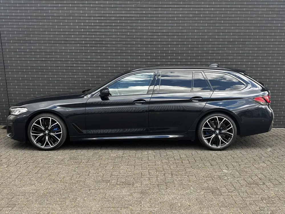 BMW 5-serie 530d High Executive M Sport Pakket Autom uit 2022, foto 3