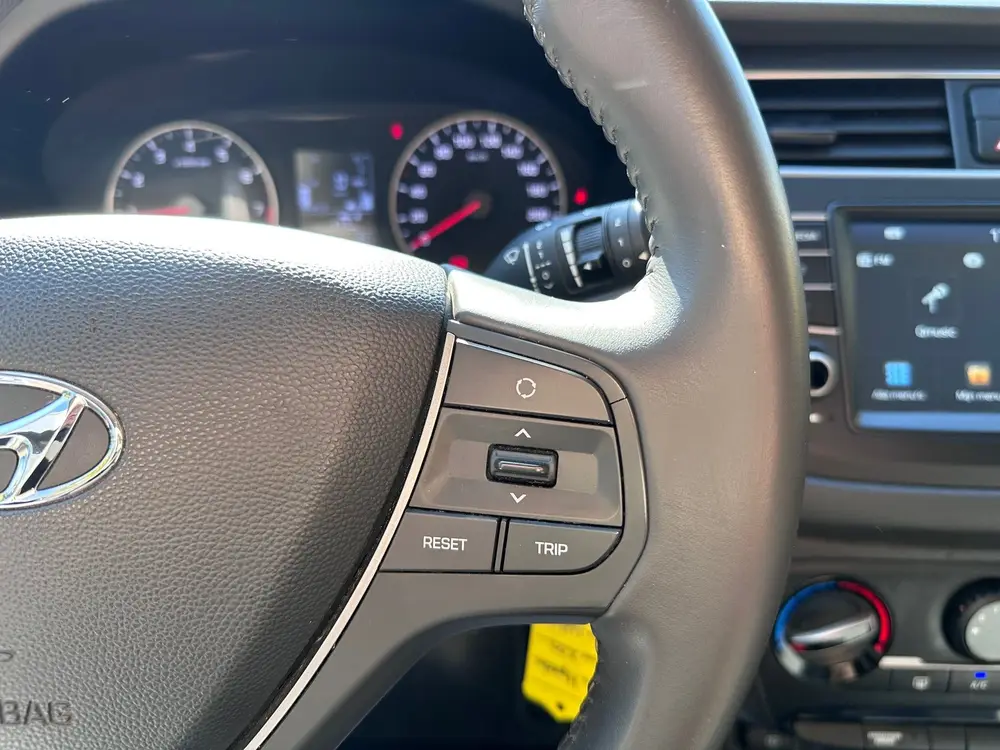 Hyundai i20 1.0 T-GDI Premium AIRCO uit 2019, foto 19