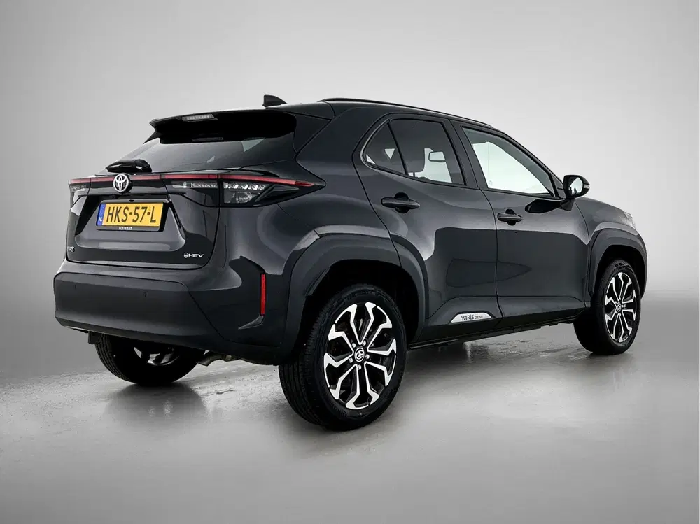 Toyota Yaris Cross 1.5 Hybrid 115 Dynamic Comfort Pack uit 2025, foto 2