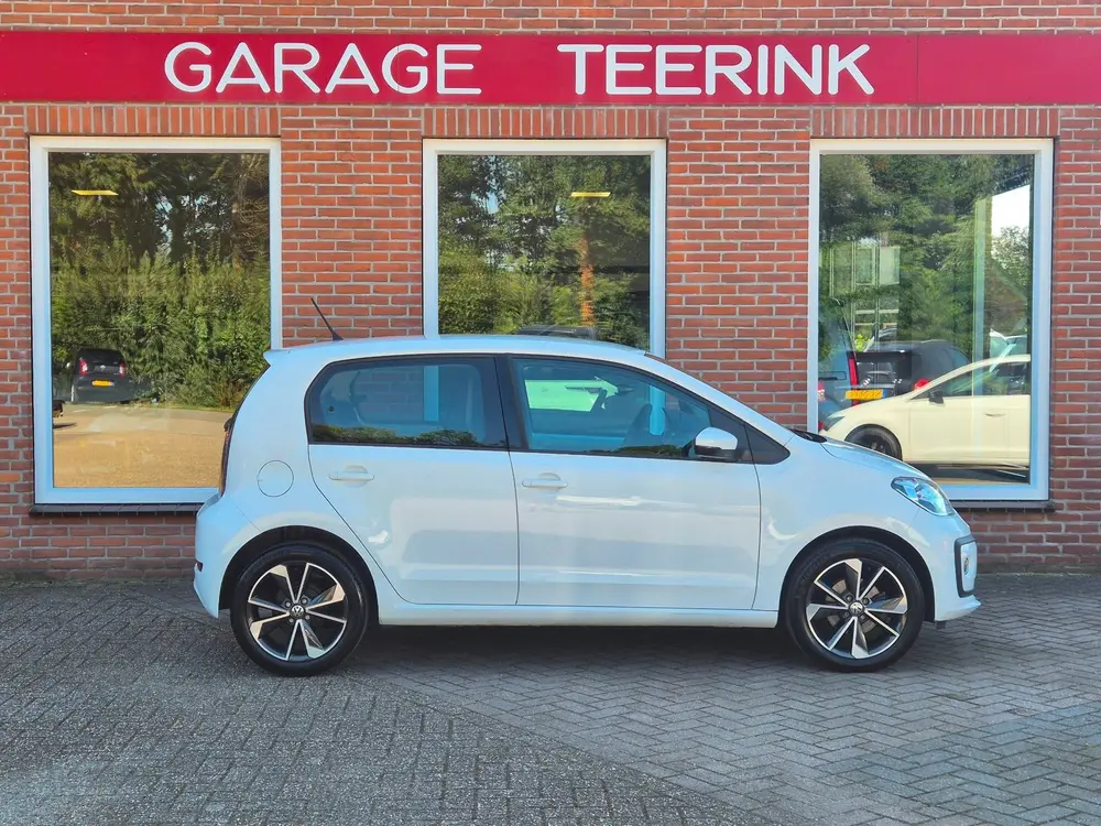 Volkswagen UP! 1.0 65PK 5drs clima, cruise, pdc, camera, lmv uit 2020, foto 20