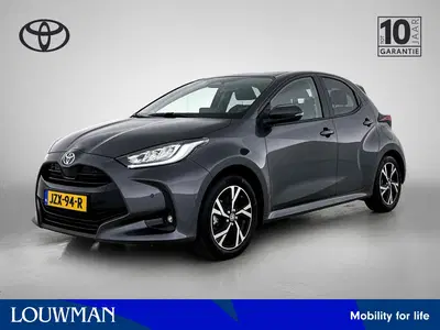 Toyota Yaris 1.5 Hybrid 115 First Edition + uit 2024